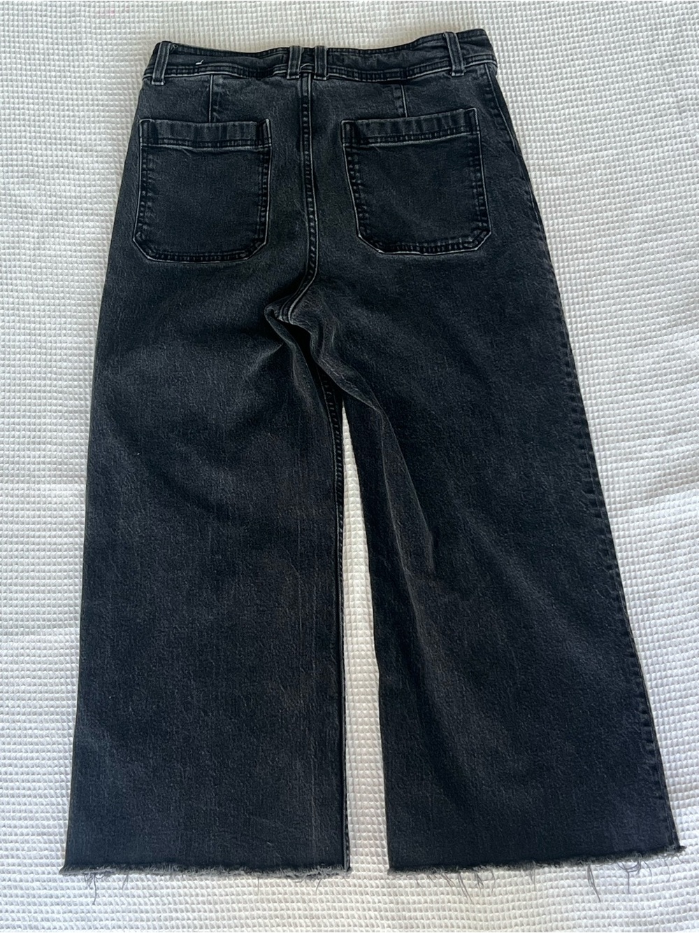 MNG Catherine Black Wide-Leg High-Rise Crop Raw Hem Jeans 10 - Picture 2 of 9